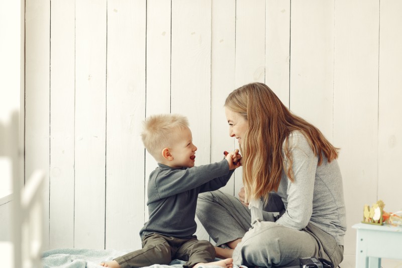 Kiedy dziecko powinno zacząć mówić